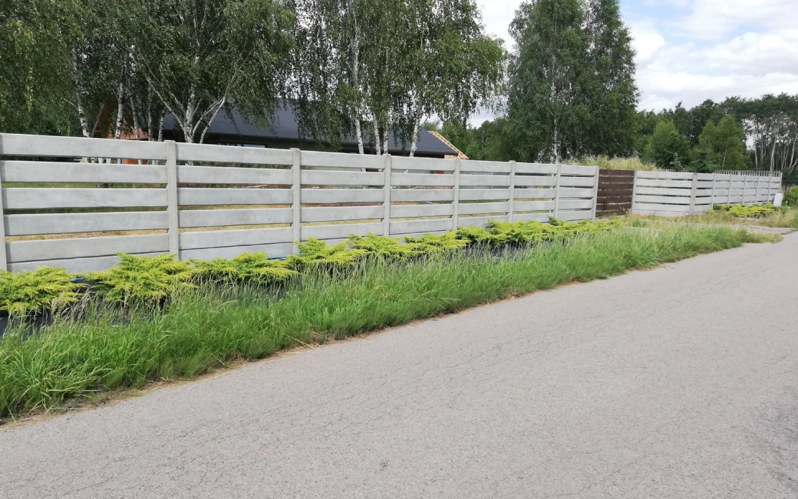 Ogrodzenie betonowe o konstrukcji ażurowej